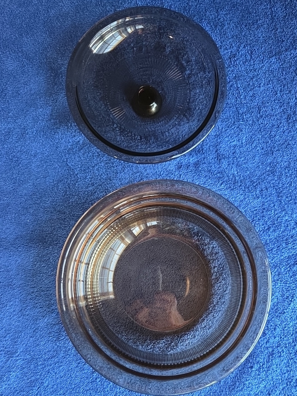 Pyrex Vision Ware Dish & Lid - Picture 3 of 5